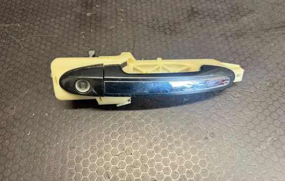 Hyundai Santa Fe Front door exterior handle