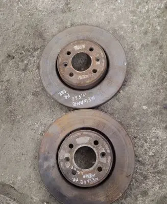 Renault Megane II Front brake disc