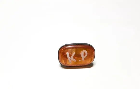 Toyota RAV 4 (XA20) Front fender indicator light 013047 6R019461 T49