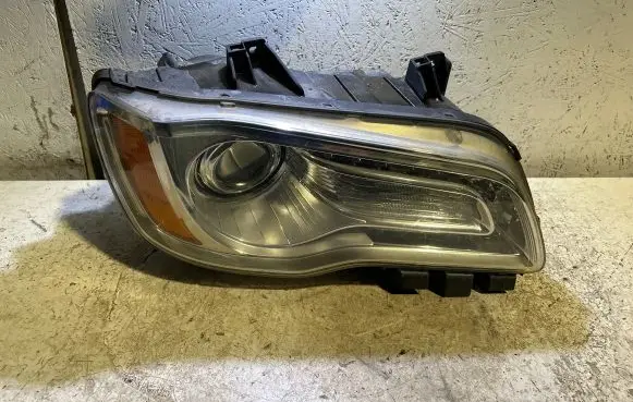Chrysler 300C Headlight/headlamp BAM92159000