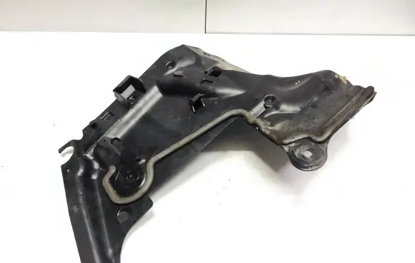 Mercedes-Benz C W205 Other engine bay part A2056205801 4012860B 0114102A