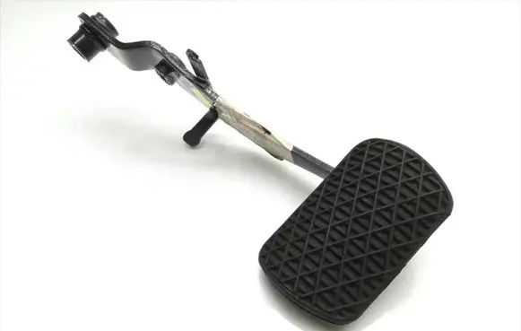 Mercedes-Benz E AMG W211 Brake pedal 1232910082