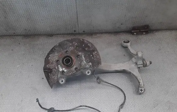 Audi A4 S4 B7 8E 8H Front wheel hub spindle knuckle