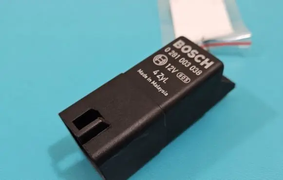 Volkswagen Touran I Other relay 0281003038 IMPRK1432724