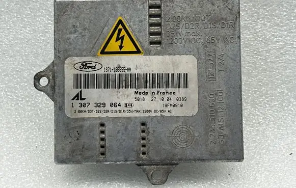 Ford Mondeo Mk III Xenon control unit/module 1S7112B655AA 1307329064