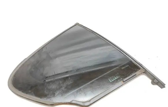 BMW 5 F10 F11 Rear vent window glass 7182026 604219