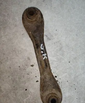 Volvo V50 Rear control arm