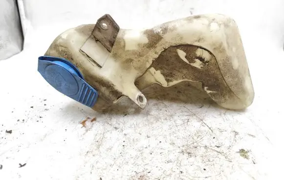 Audi A4 S4 B5 8D Windshield washer fluid reservoir/tank 8D0955453R
