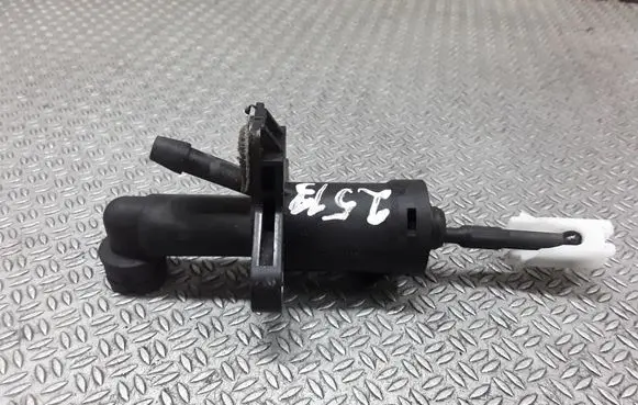 Skoda Fabia Mk2 (5J) Clutch master cylinder 6Q0721388E