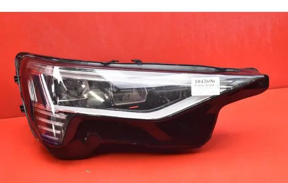 Audi e-tron Headlight/headlamp 4KE941040
