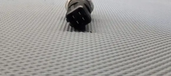 Audi A8 S8 D2 4D Air conditioning (A/C) pressure sensor 8D0959482B