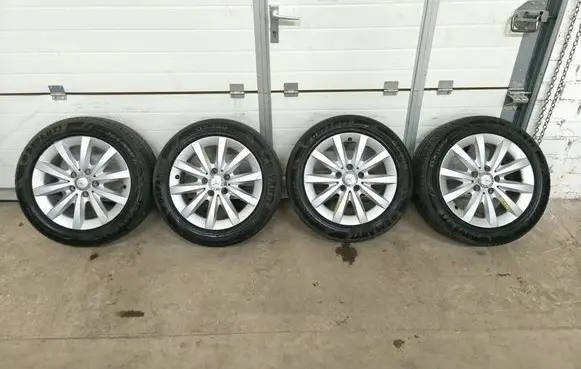 Mercedes-Benz B W246 W242 R16 alloy rim A2464010500