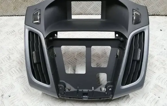 Dash center air vent grill