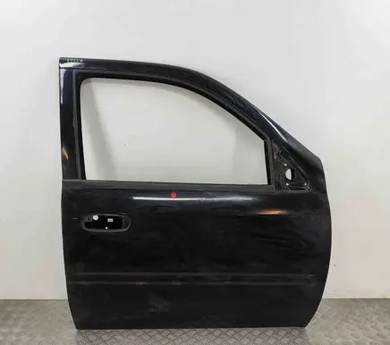 Chevrolet TrailBlazer Front door 88937089
