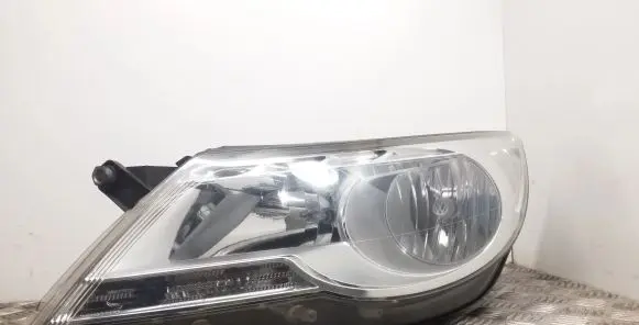 Volkswagen Tiguan Headlight/headlamp 5N2941031K