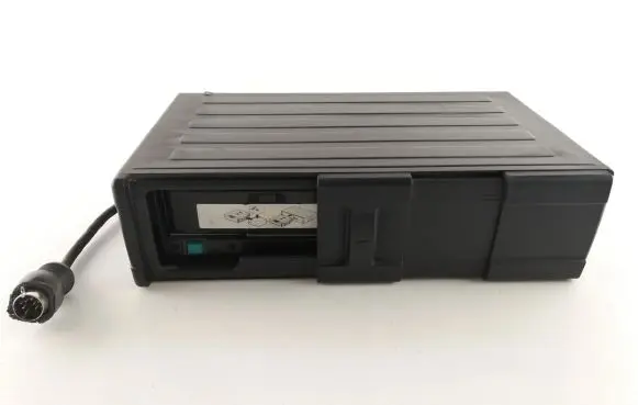 Land Rover Freelander CD/DVD changer XQE100250 KL2264