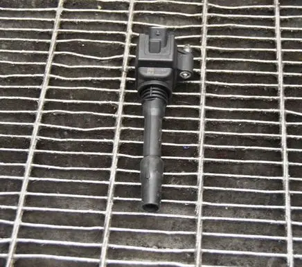BMW 2 F22 F23 High voltage ignition coil 77850002 8643360