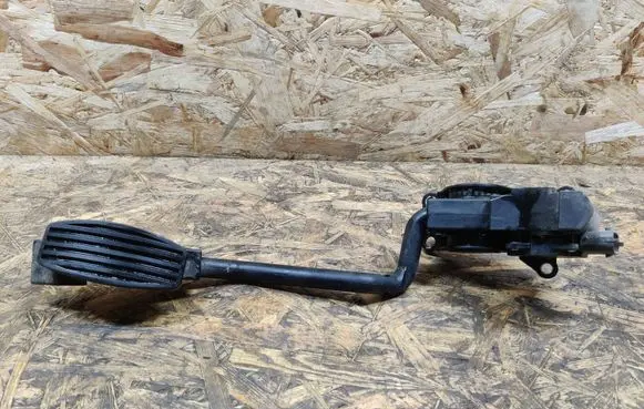 Alfa Romeo 156 Accelerator throttle pedal 46803400