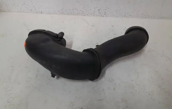 BMW X5 E70 Turbo air intake inlet pipe/hose 7794172 58300015