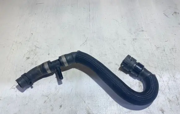 Land Rover Range Rover Sport L494 Engine coolant pipe/hose GJ328C480AB