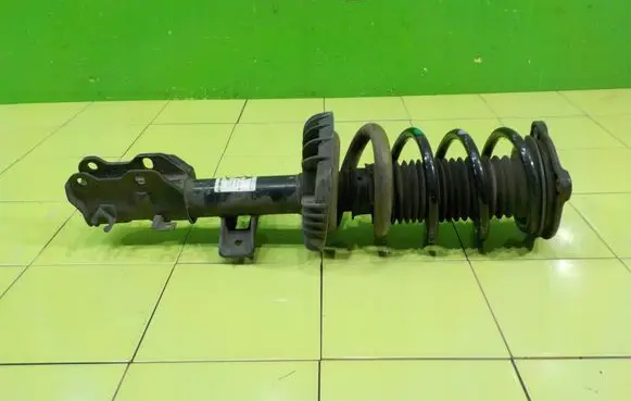 Mercedes-Benz Vito Viano W447 Front shock absorber/damper A4473205338 MCPHERSON
