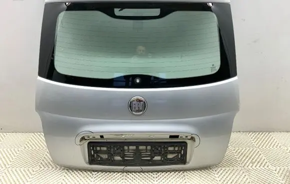 Fiat 500 Tailgate/trunk/boot lid 