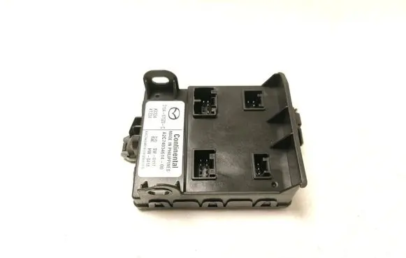 Mazda CX-3 Comfort/convenience module D10A675Z0C