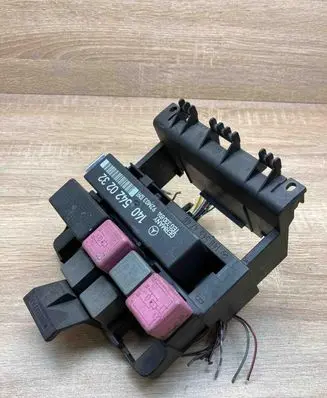 Mercedes-Benz S W140 Fuse module 1405454740 1405420232