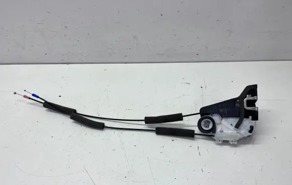 Subaru Outback (BT) Rear door lock PB114110M4