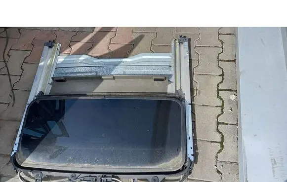 Nissan Quest Sunroof set 