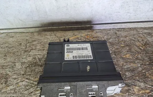 Volkswagen Sharan Gearbox control unit/module 09B927750C