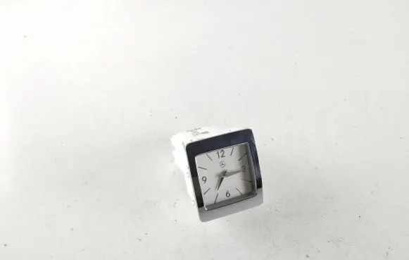 Mercedes-Benz E W212 Clock A2188270000