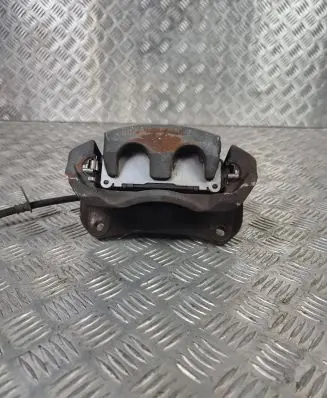 Lexus RX 450H Front brake caliper