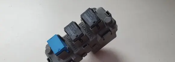 Honda CR-V Fuse module