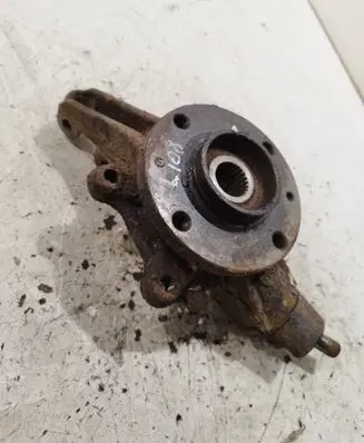 Peugeot 308 Front wheel hub spindle knuckle