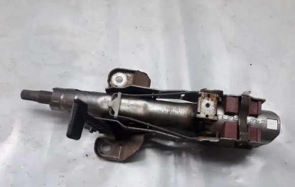 Peugeot 406 Steering wheel axle