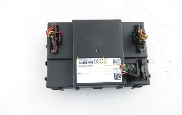 Nissan Qashqai Central body control module 5WK46485 284B2JD00C