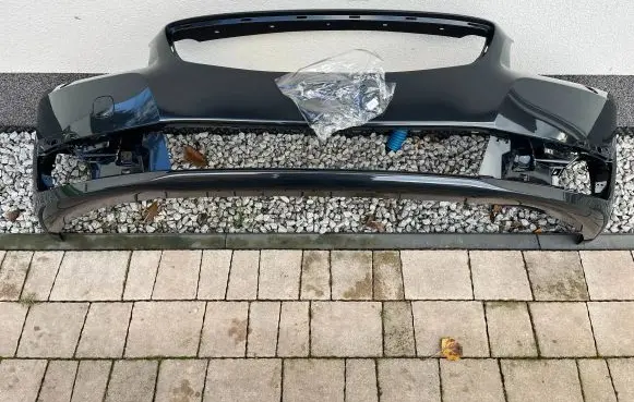 Volvo V70 Front bumper 39826713 890018218 2001380260