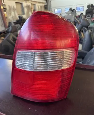 Mazda 323 F Rear/tail lights 082161950R V102 082161950