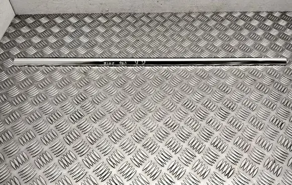 Volvo V70 Rear door glass trim molding