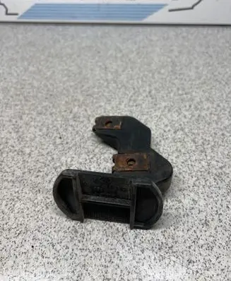 BMW 5 E39 Front bumper mounting bracket 8159362