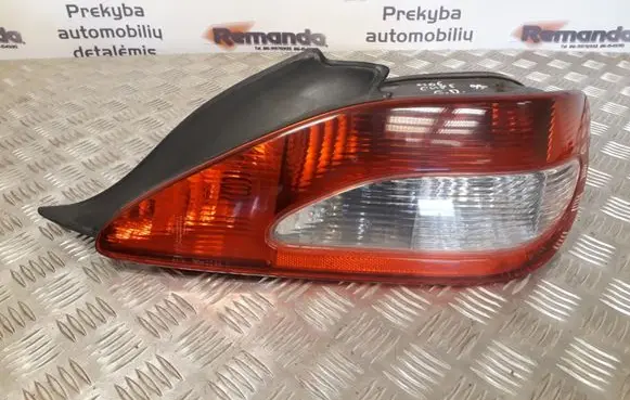 Peugeot 406 Rear/tail lights