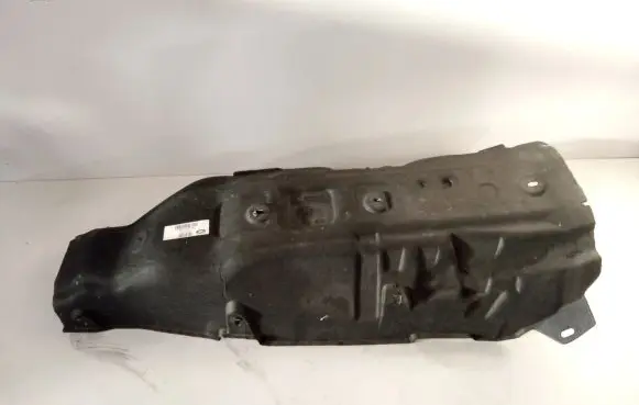 Land Rover Defender Heat shield in engine bay P8B2114A42AA P8B2114A42