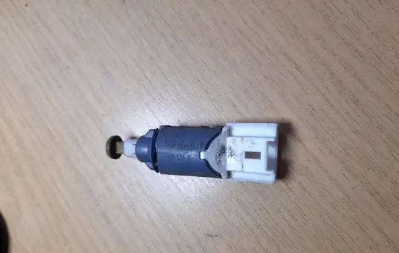 Brake pedal sensor switch