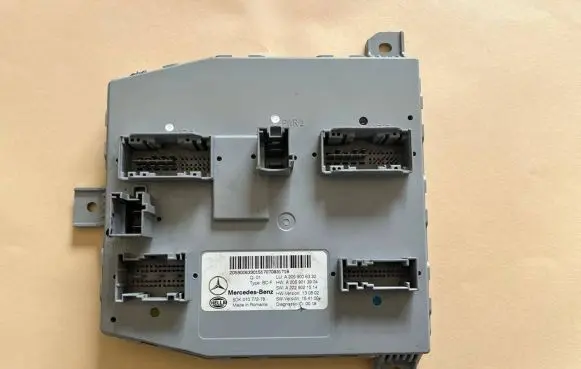 Mercedes-Benz C W205 SAM control unit A2059006330 A2059013904 A2229021514