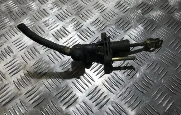 KIA Carnival Clutch master cylinder
