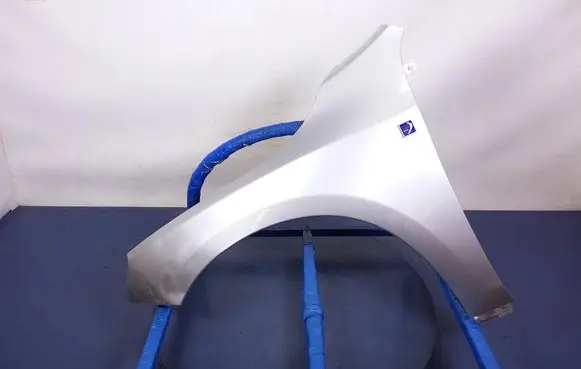 Volvo V60 Fender 