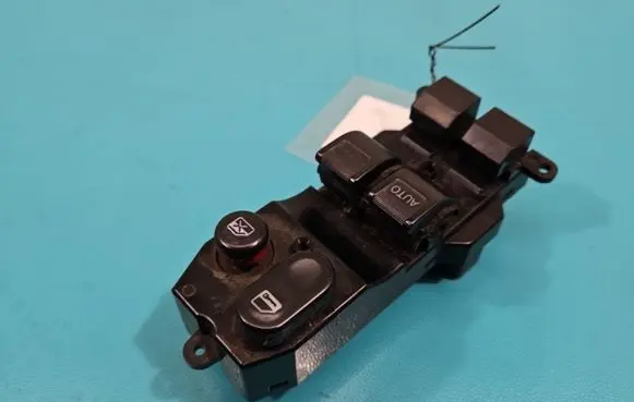 Honda Jazz Electric window control switch 35750-SAA-G02-M1 IMPRK1419509