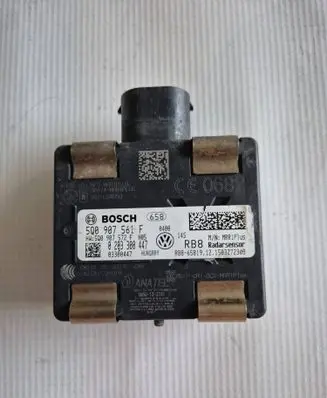 Volkswagen Golf VII Distronic sensor radar 5Q0907561F