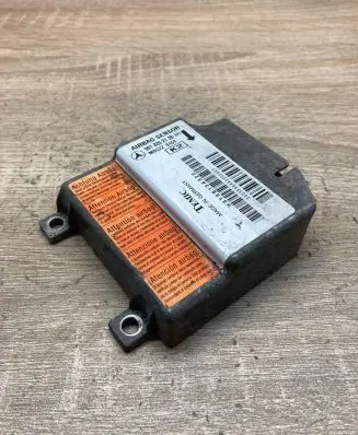 Mercedes-Benz Sprinter W901 W902 W903 W904 Airbag control unit/module 0018202126